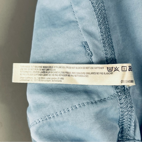 FP Movement by Free People Women’s Large Adventure Shorts Blue Cargo Net Pockets - Picture 6 of 7